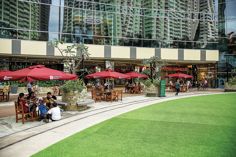 MOMents are best shared—al fresco—at Robinsons Malls • PhilSTAR Life